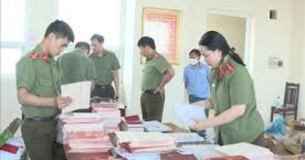 Hưng Yên: Khởi tố Hiệu phó trường Trung học phổ thông làm giả văn bằng