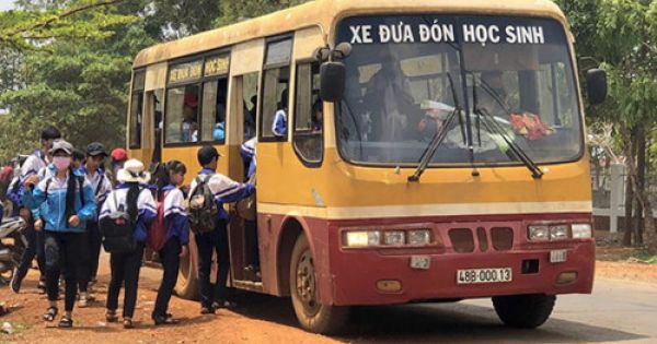 Nghiên cứu bổ sung quy định về dịch vụ đưa đón học sinh vào Luật