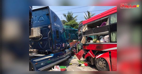 Hà Tĩnh: Xe khách và Container đối đầu nhau khiến một người phụ nữ chết oan ức.