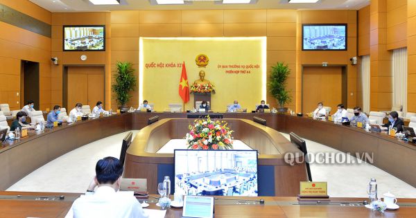 Lùi thời gian trình dự thảo Luật biểu tình