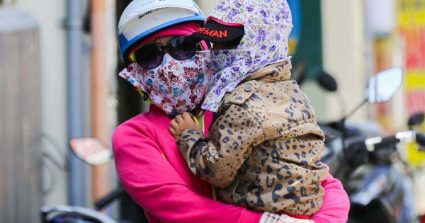 Tia cực tím ở Sài Gòn chạm mức nguy hiểm