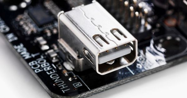 Microsoft xác nhận lỗ hổng bảo mật nghiêm trọng mới trên Windows 10