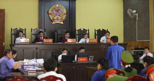 Vụ gian lận điểm thi ở Sơn La: Đề nghị mức án cao nhất tới 25 năm tù