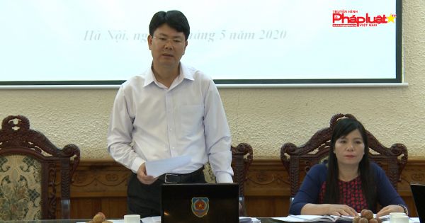 Họp Hội đồng về việc xét, đề nghị khen thưởng cấp Nhà nước