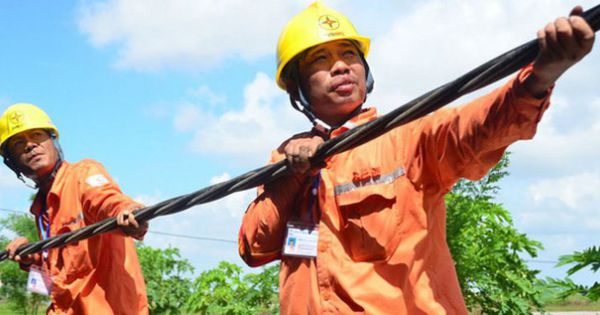 EVN lên tiếng về thông tin tiền lương lãnh đạo tăng 37%, người lao động tăng 4%