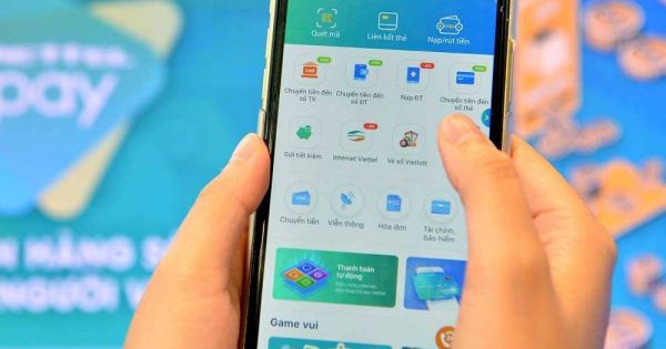 Thủ tướng cho phép thí điểm ‘tiền di động’