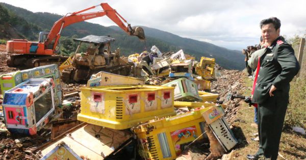 Đà Nẵng tiêu hủy nhiều máy game bắn cá