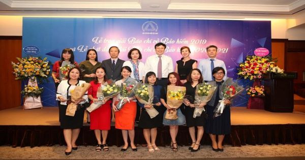 Báo Pháp Luật Việt Nam nhận giải thưởng Giải Báo chí về Bảo hiểm 2019