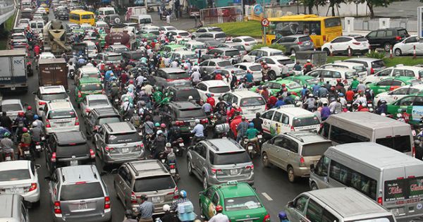 Thành phố Hồ Chí Minh sẽ xem xét thông qua 8 dự án giao thông trọng điểm