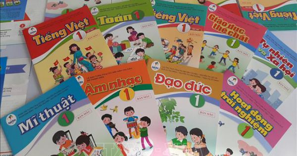 Bộ GD-ĐT tạo yêu cầu cung ứng sách giáo khoa lớp 1 cho học sinh trước 15/8