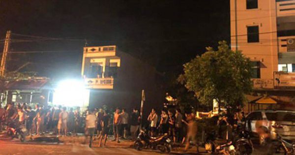 Xe khách chở học sinh lớp 12 đi chụp ảnh kỷ yếu bị lật