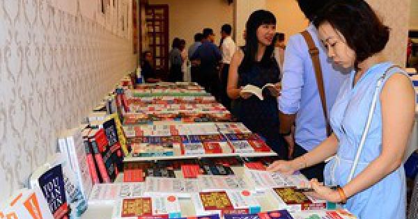 Bộ GD&ĐT đề nghị Bộ công thương xử lý sách giả tràn lan trên thị trường