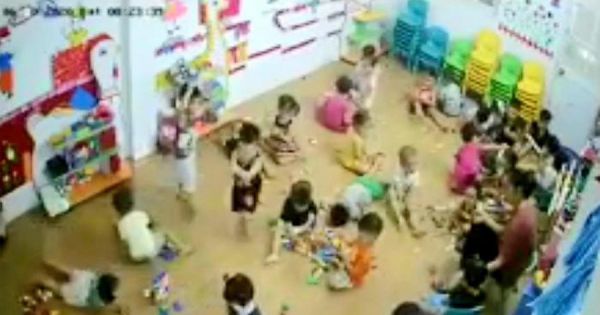 Hải Phòng: Thực hư việc cô giáo dùng dây chun bắn học sinh