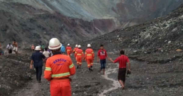 Sạt lở mỏ ngọc bích ở Myanmar, hơn 100 người chết