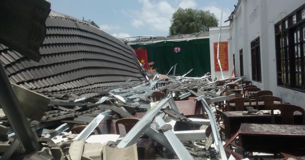 Vụ sập mái hội trường 250 chỗ ngồi ở Hậu Giang: Kỷ luật 3 cán bộ