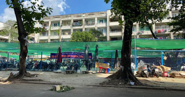 Bản tin Phòng chống Covid-19: TP.HCM cách ly 2 người ở chung cư Lạc Long Quân