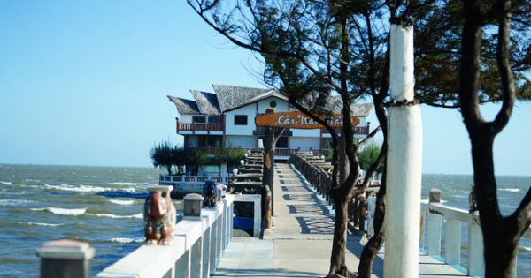 Bản tin phòng chống Covid-19: TP Hồ Chí Minh triển khai 8 khách sạn làm nơi cách ly có trả phí