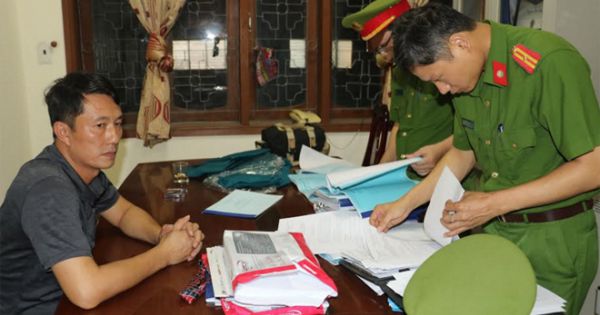 Khởi tố quyền Trưởng phòng Chính sách dân tộc Nghệ An