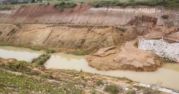 Vụ kênh tưới tiêu hơn 750 tỷ đồng sạt lở: Yêu cầu Sở NN-PTNT Nghệ An cung cấp hồ sơ