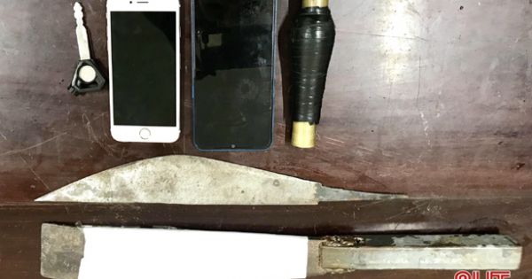 Bị chém đứt lìa 3 ngón tay chỉ vì... mời nhầm bạn uống bia