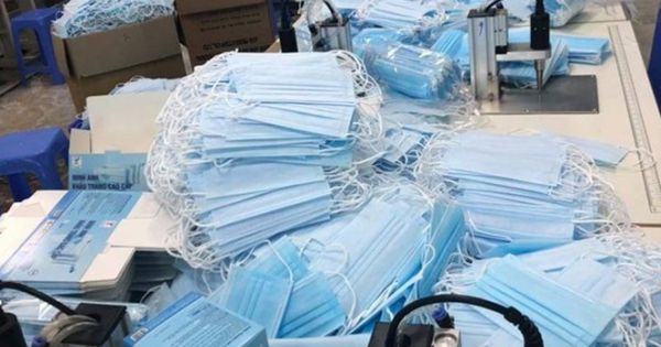 Phát hiện cơ sở sản xuất khẩu trang chưa đủ các điều kiện sản xuất