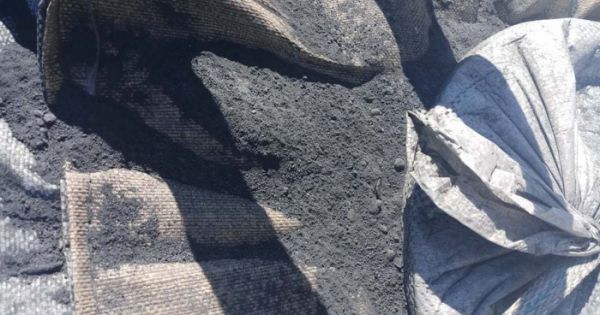 Hàng chục tấn chất 