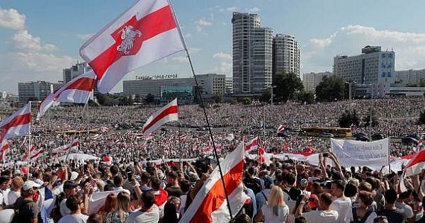 Tình hình Belarus trở nên nóng hơn