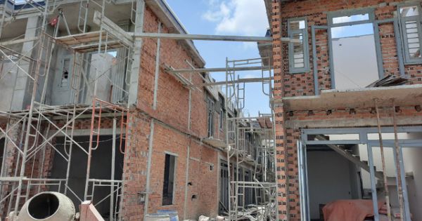 2 người chết, 6 người bị thương khi Giàn giáo công trình khu nhà phố bị đổ sập