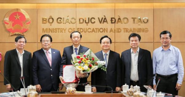 Bộ GD-ĐT bầu Thứ trưởng Phạm Ngọc Thưởng làm Bí thư Đảng ủy