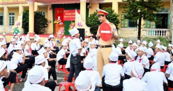 Để tuyên truyền an toàn giao thông, Chính phủ dành ra 150 tỷ đồng