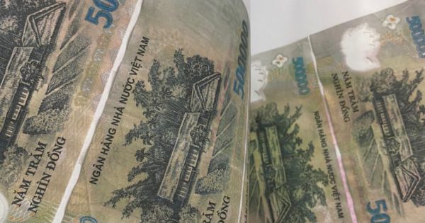 Làm ăn thua lỗ…hợp tác in tiền giả