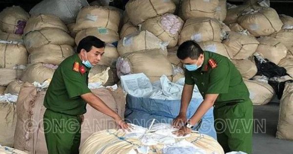 Phát hiện gần 200 tấn chất thải rắn công nghiệp không rõ nguồn gốc