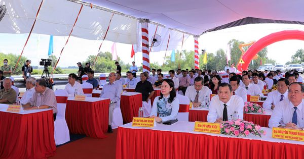 An Giang khánh thành dự án nâng cấp tuyến đường phục vụ an ninh quốc phòng, kết hợp đê ngăn lũ vùng tứ giác Long Xuyên