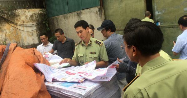 Thu giữ hàng tấn sách thành phẩm giả NXB Giáo dục Việt Nam tại Hà Nội