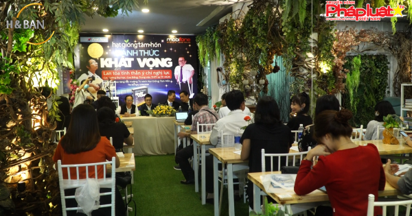 First News trao tặng tủ sách Hạt giống tâm hồn cho 30 trường tại TPHCM