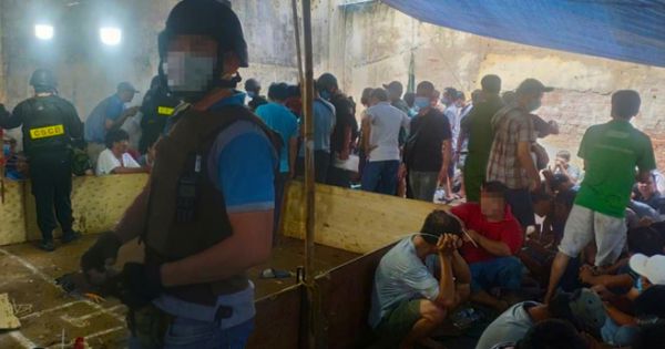 Phá trường gà 200 đối tượng tham gia tại TP HCM