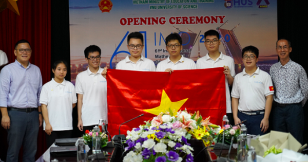 Nam sinh lớp 10 giành HCV Olympic Toán học quốc tế 2020