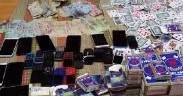 Triệt xóa sới bạc liên quan nhiều quý bà, thu giữ gần 70 triệu đồng