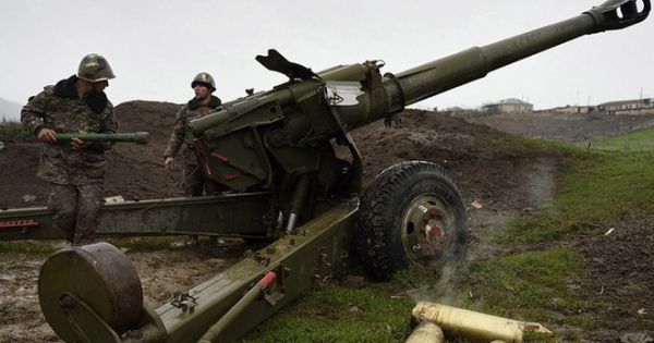 Vụ đụng độ giữa Armenia và Azerbaijan khiến 21 người thiệt mạng