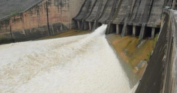 Xả 1 cửa hồ thủy điện Hòa Bình, Hà Nội đề phòng nguy cơ úng ngập