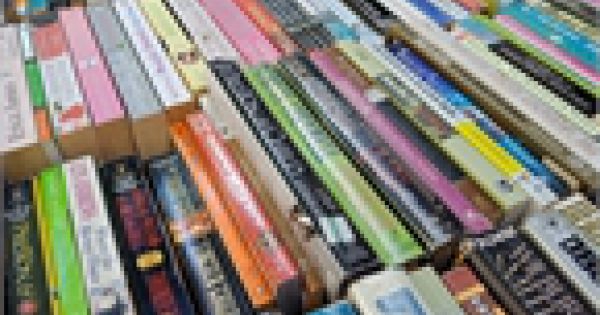 Sau khi bị First News khởi kiện Lazada gỡ 8 gian hàng bán sách lậu