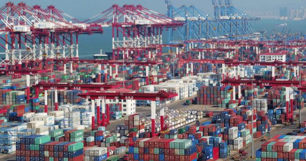 Kinh tế TP.HCM tăng trưởng chưa đến 1% sau 9 tháng