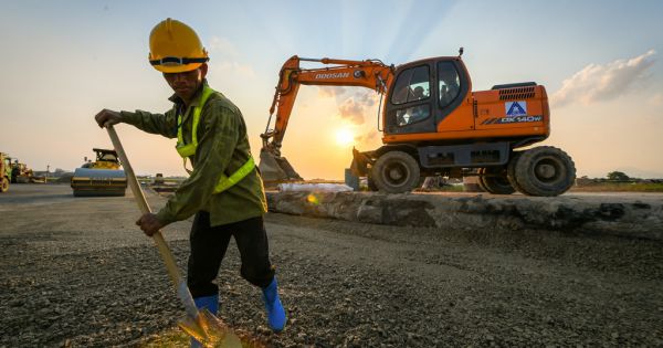 Kiến nghị rút ngắn thời gian đóng cửa sân bay Nội Bài