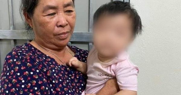 Bé gái 8 tháng tuổi bị bỏ rơi trong thùng xốp trước cửa nhà dân ở Hải Phòng