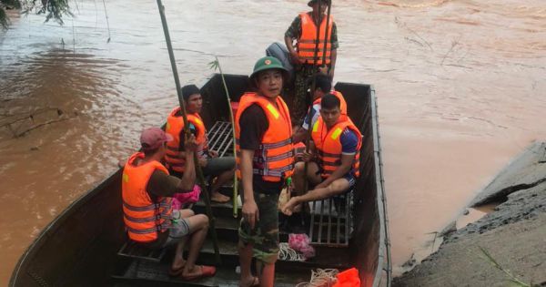 Tìm thấy thi thể người cha bị lũ cuốn ở Gia Lai