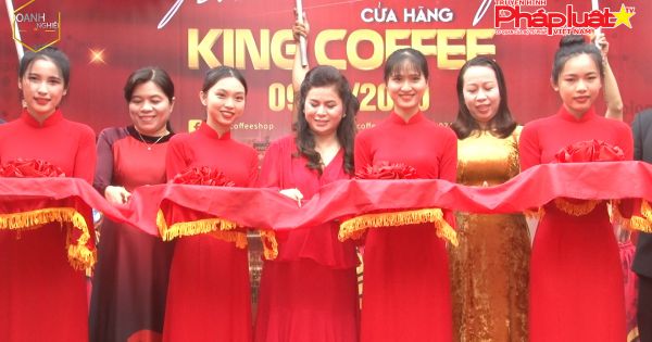 “Trốn cả thế giới” tại King Coffee sách Võ Văn Tần