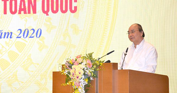 Thủ tướng Chính phủ gặp mặt, tuyên dương các điển hình 