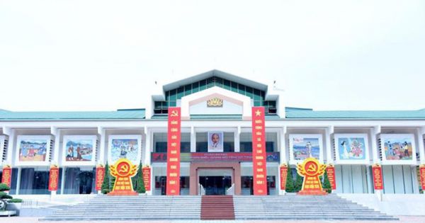 Đại hội đại biểu Đảng bộ tỉnh Hà Tĩnh lần thứ XIX diễn ra từ 14 - 16/10