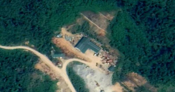 Quân đội huy động nhiều lực lượng tham gia tìm kiếm người mất tích vụ sạt lở tại Thủy điện Rào Trăng 3