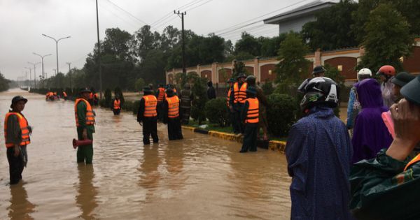 Sạt lở đất vùi lấp 6 người trong một gia đình tại Quảng Trị